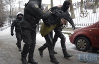 В полиции уточнили число задержанных участников потасовки у Соломенского суда 