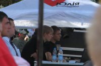 В Днепропетровске демонтировали палатки "Батькивщины"