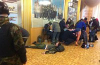 Активісти зайняли Будинок офіцерів