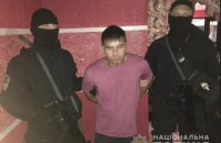 На Закарпатье человек, которого заподозрили в краже автомобиля, во время обыска стрелял в полицейских