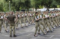Алгоритм взяття жінок на військовий облік розроблять до нового року