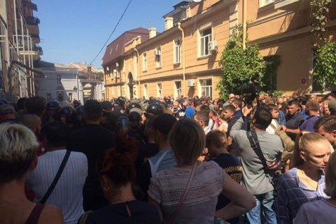 Поліція порушила справу через сутички на місці будівництва "будинку-стіни" в Одесі
