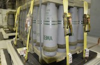 До України прибула частина військового обладнання у межах програми PURL 