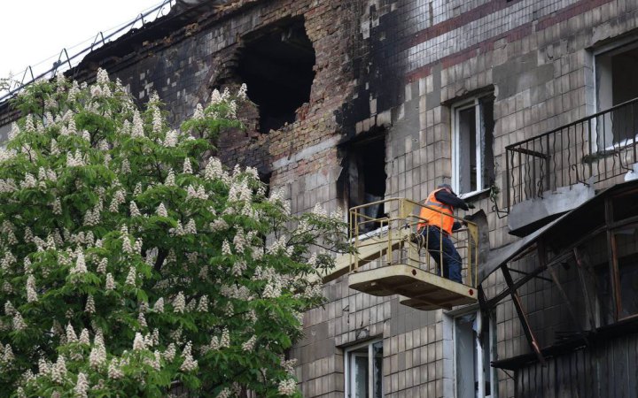 Головне за ніч та ранок середи, 7 травня: масована атака на Київ, понад 170 боєзіткнень, вибухи в Росії