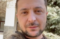 Зеленский ответил на вражеские фейки о "складывании оружия": "Могу предлагать это только военным Российской Федерации"