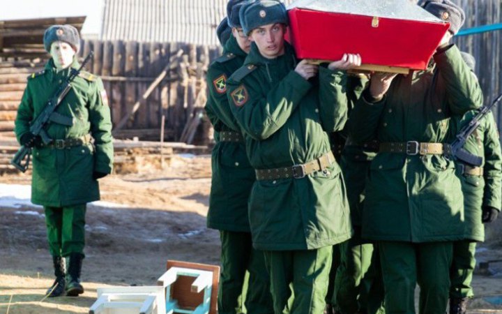 Дедалі частіше надходить інформація про низький морально-психологічний стан противника, - Генштаб