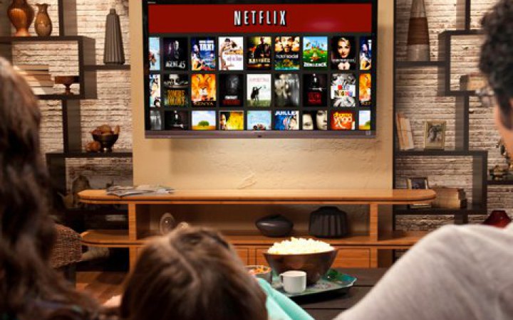 Netflix готується запропонувати глядачам дешевший варіант підписки з рекламою