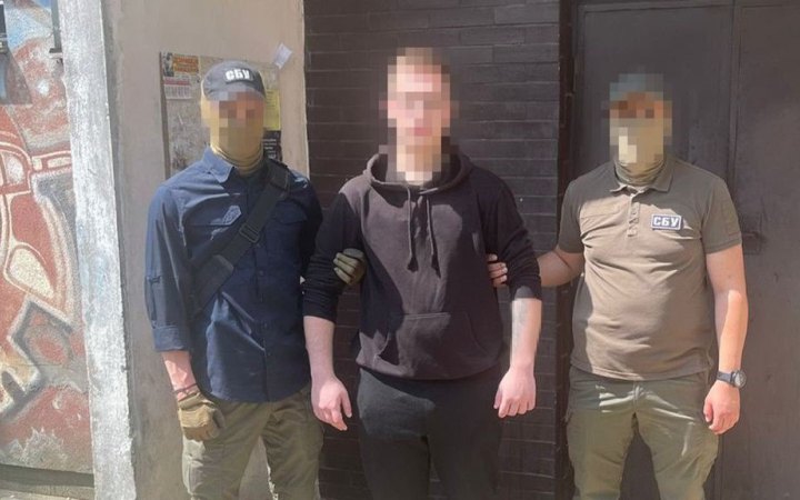 На Закарпатті затримали ворожого агента, який допомагав росіянам захопити Сєвєродонецьк