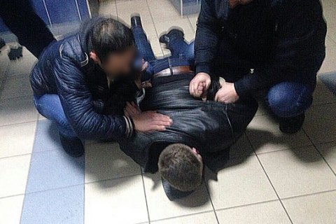 В Киеве задержали арбитражного управляющего на миллионной взятке