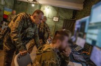 Ситуація на сході загострилася, росіяни активізували штурми з технікою, – Сирський