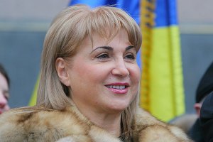 Жена: у Черновецкого проблемы с алкоголем с 6 класса