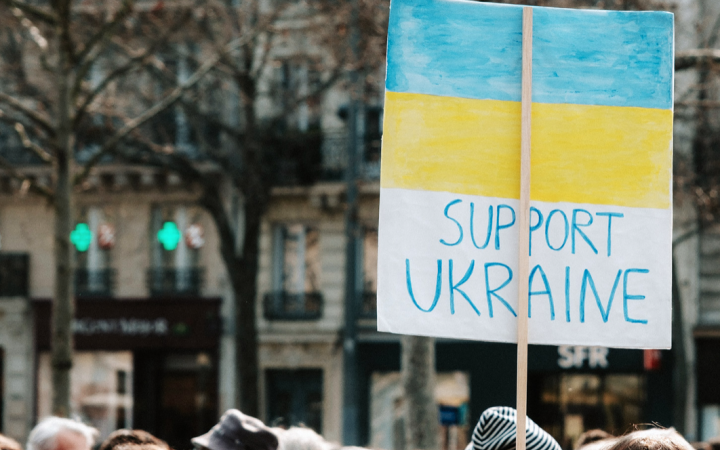 У Празі відкрили Information Defense Hub (IDH) для українських експертів
