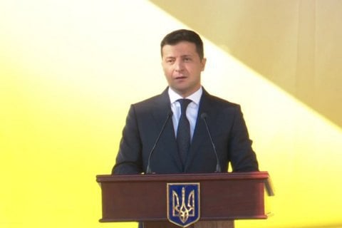 Зеленский: "Завтра 120 народных депутатов поедут на Донбасс"