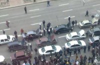 Митингующие за отставку Кличко перекрыли Крещатик