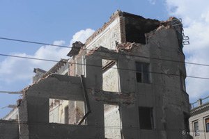 В центре Харькова обрушилась стена дома