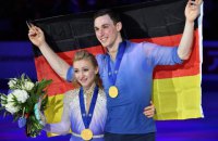 Алена Савченко выиграла чемпионат мира по фигурному катанию