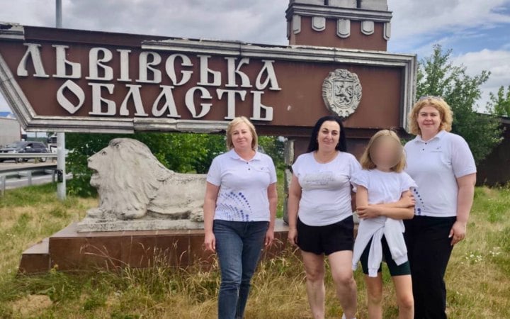 В Україну з Чехії повернули дитину, яка втратила матір