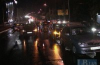 В Киеве во время дождя в масштабном ДТП столкнулись семь автомобилей