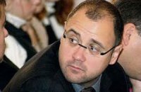 Суд арестовал автосалоны "регионалов" Святаша и Полякова