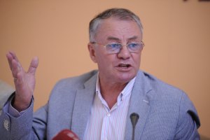 Оппозиция хочет голосовать только за свой закон о языках