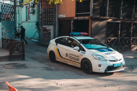 Зеленский отменил указ о спецсигналах на транспорте