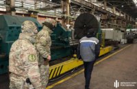 Завершили розслідування щодо ексрегіонала і його спільників, які торгували із РФ комплектуючими до ВПК 