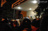 Сепаратисты завладели Краматорским горотделом милиции