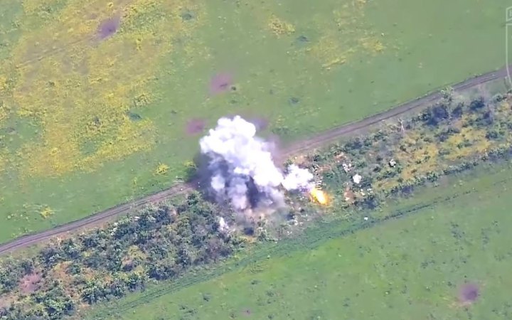 Українські бійці показали відео знищення російської техніки 