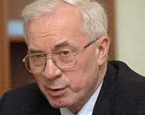 Азаров посетит 25 октября Днепропетровск