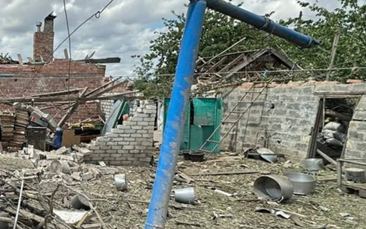 Росіяни обстріляли Нову Полтавку на Донеччині, семеро людей постраждали, з них — двоє дітей