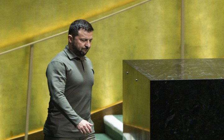 Зеленський запропонував створити зернові хаби