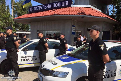 Кабмін вирішив не повертати ручний контроль швидкості на дорогах