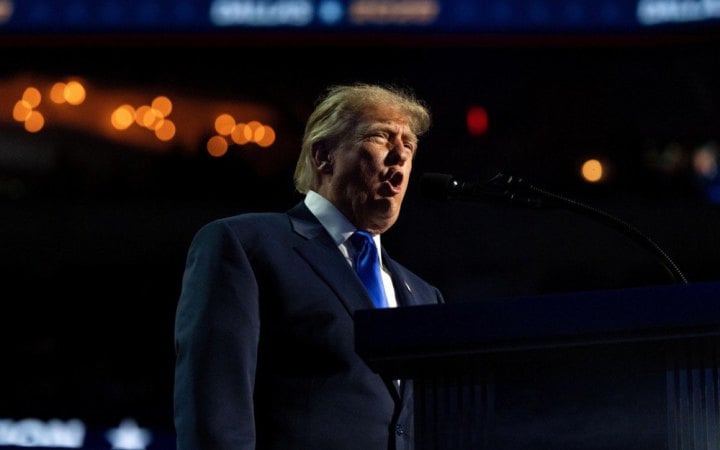 Трамп заявив, що американці отримають по $5000, якщо республіканці переможуть на проміжних виборах