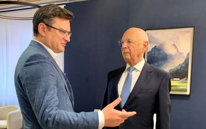 Кулеба домовився у Давосі про приїзд до Києва провідних підприємців