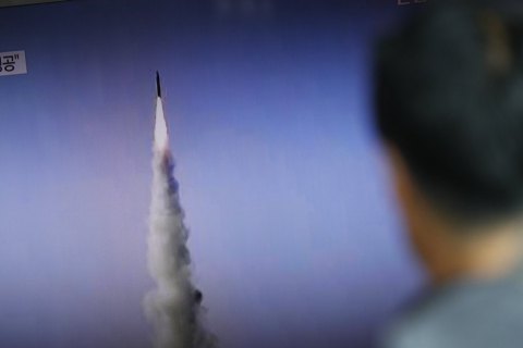 КНДР запустила очередную ракету
