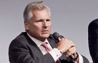 Квасьневский назвал парадоксом евроинтеграцию Украины при Януковиче
