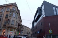 Во Львове годовалый сын депутата облсовета стал владельцем медицинского центра