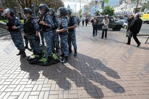 В Киев привлекут правоохранителей из других областей Украины, - МВД
