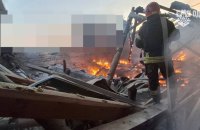 Росія вдарила по Одесі: є пошкодження адмінбудівлі та житлового будинку (оновлено)