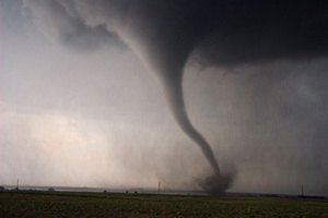 На Японию обрушился сильный торнадо
