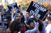 Twitter назавжди заблокував акаунт Трампа, який вже планує користуватися новою соцмережею