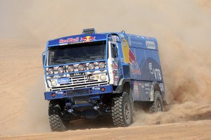 "Дакар-2015": "Камаз" захватил лидерство в Андах