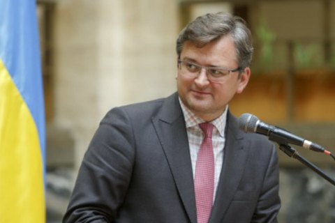 Кулеба - Лаврову: "Не лише російський газ, а й пропаганда найбрудніші у світі"