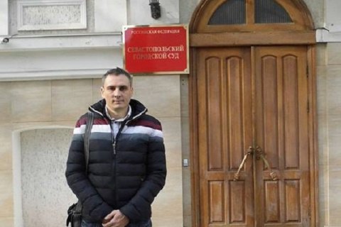 Сотрудники ФСБ избили и задержали проукраинского активиста в Крыму
