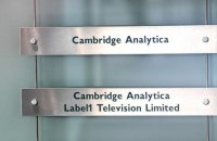 Экс-сотрудник Cambridge Analytica рассказал о связях компании с Россией
