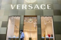 Prada купує Versace за 1,38 мільярда доларів