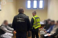 Нові підозри отримали шахраї на Прикарпатті, які крали гроші з банківських карток