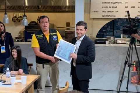 Зеленский побил рекорд Лукашенко по длительности общения с журналистами
