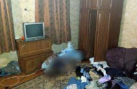 У Краматорську син забив до смерті матір і провів три доби поруч з її тілом