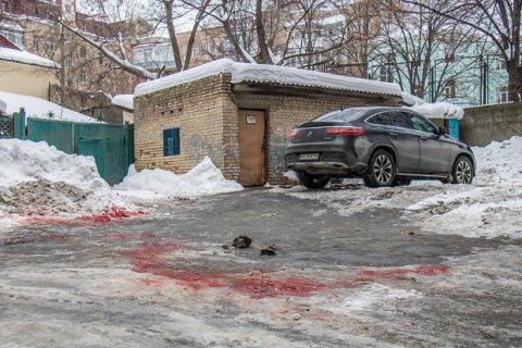 В Киеве во дворе жилого дома на Печерске убили мужчину (обновлено)